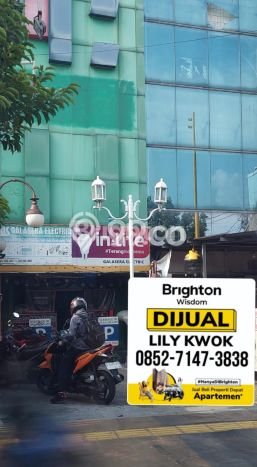 Ruko Dijual di Jakarta Barat LT 100m2 & LB 215m2 Lokasi Terbaik! Ruko Dijual di Jakarta Barat LT 100m2 & LB 215m2 Lokasi Terbaik!
