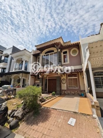 JUAL CEPAT! Rumah Ready Stock Area Strategis Pantai Indah Kapuk, Luas 120m² Bangunan 180m² JUAL CEPAT! Rumah Ready Stock Area Strategis Pantai Indah Kapuk, Luas 120m² Bangunan 180m²