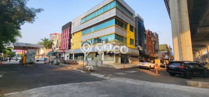 Ruko Strategis di Kelapa Gading, Luas 820m², Pusat Komersial, Dekat Kelapa Gading, Jakarta Utara, Jakarta Utara Ruko Strategis di Kelapa Gading, Luas 820m², Pusat Komersial, Dekat Kelapa Gading, Jakarta Utara, Jakarta Utara