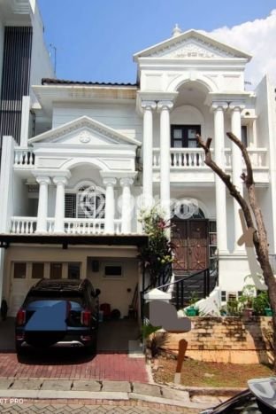 SIAP HUNI! Rumah Asri di Pantai Indah Kapuk, LT 250m² Bangunan 500m² SIAP HUNI! Rumah Asri di Pantai Indah Kapuk, LT 250m² Bangunan 500m²