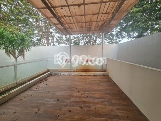Dijual Rumah Premium dengan Fasilitas Sekitar Lengkap di Serpong Utara, Tangerang Selatan Dijual Rumah Premium dengan Fasilitas Sekitar Lengkap di Serpong Utara, Tangerang Selatan