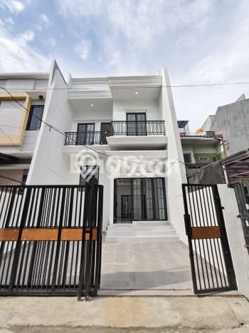 Rumah 3 Kamar Dekat dengan Akses Transportasi, Jakarta Barat - Harga Terjangkau Rumah 3 Kamar Dekat dengan Akses Transportasi, Jakarta Barat - Harga Terjangkau