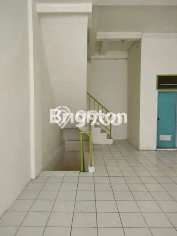 FOR RENT! Ruko di Jembatan Lima Cocok untuk Bisnis 270m2 FOR RENT! Ruko di Jembatan Lima Cocok untuk Bisnis 270m2