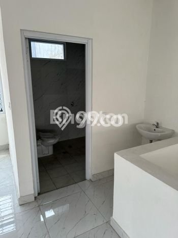 Ruko Paling Dicari LB 550m2 Dijual di Penjaringan Ruko Paling Dicari LB 550m2 Dijual di Penjaringan