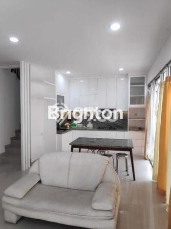Rumah Mewah LB 120m2 Siap Huni Desain Elegan di Pantai Indah Kapuk, Jakarta Utara Rumah Mewah LB 120m2 Siap Huni Desain Elegan di Pantai Indah Kapuk, Jakarta Utara