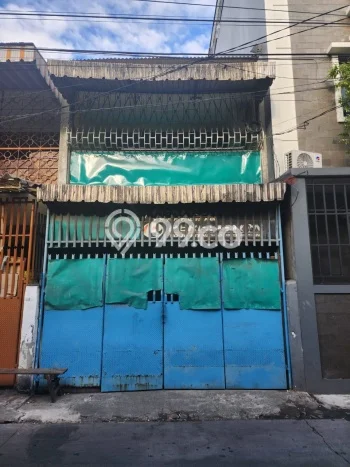 Rumah Luas Asri 2 KT Siap Pakai di Jembatan Besi Jakarta Barat Rumah Luas Asri 2 KT Siap Pakai di Jembatan Besi Jakarta Barat