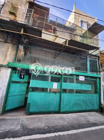 Rumah Elit Modern Tanpa Renovasi di Petojo Jakarta Pusat Rumah Elit Modern Tanpa Renovasi di Petojo Jakarta Pusat