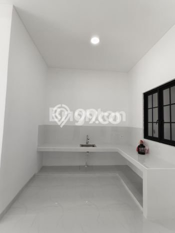Rumah 3 Kamar Dekat dengan Akses Transportasi, Jakarta Barat - Harga Terjangkau Rumah 3 Kamar Dekat dengan Akses Transportasi, Jakarta Barat - Harga Terjangkau