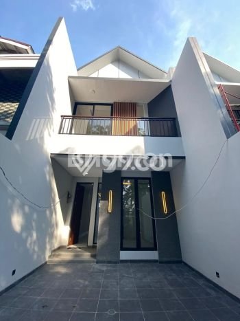 Ready to Use! Premium House LT 125m2 Desain Modern di Kav DKI Ready to Use! Premium House LT 125m2 Desain Modern di Kav DKI