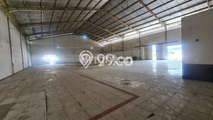 Unit Gudang Dijual di Cileungsi Bogor Luas Bangunan 1700m2 Unit Gudang Dijual di Cileungsi Bogor Luas Bangunan 1700m2
