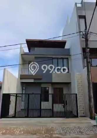 Jual Rumah Mewah Megah Dengan View Cantik di Villa Meruya, Jakarta Barat Jual Rumah Mewah Megah Dengan View Cantik di Villa Meruya, Jakarta Barat