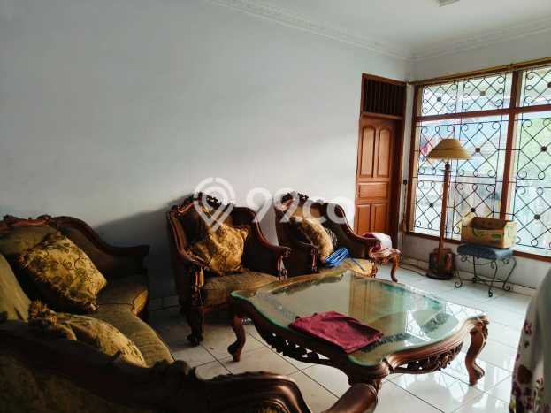Ready to Use! Luxury House LT 295m2 Desain Modern di Tomang Ready to Use! Luxury House LT 295m2 Desain Modern di Tomang