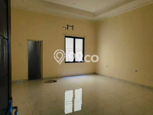 BEST CHOICE! Rumah di Tomang, 5 KM, Akses Mall, LT 90m² LB 225m² BEST CHOICE! Rumah di Tomang, 5 KM, Akses Mall, LT 90m² LB 225m²