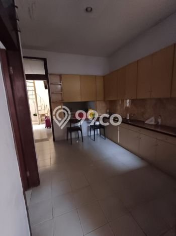 Rumah Area Strategis kawasan Tomang, Jakarta Barat, Luas 324m² LB 400m² Rumah Area Strategis kawasan Tomang, Jakarta Barat, Luas 324m² LB 400m²