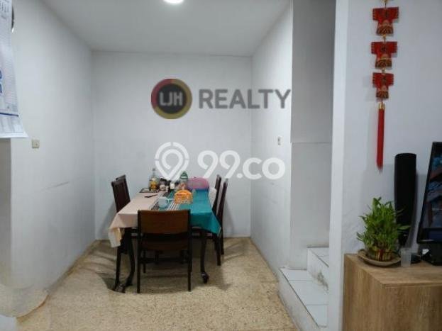 Jual Rumah Mewah Elegan Dengan View Eksklusif di Tomang, Jakarta Barat Jual Rumah Mewah Elegan Dengan View Eksklusif di Tomang, Jakarta Barat