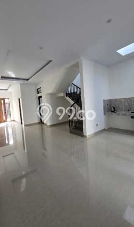 For Sale Hunian Rumah Nyaman 2 KT di Meruya, Jakarta Barat For Sale Hunian Rumah Nyaman 2 KT di Meruya, Jakarta Barat