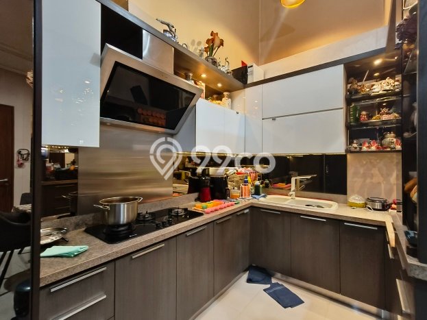 Hunian Elit LB 231m2 Siap Pakai Desain Elegan di Tomang, Jakarta Barat Hunian Elit LB 231m2 Siap Pakai Desain Elegan di Tomang, Jakarta Barat