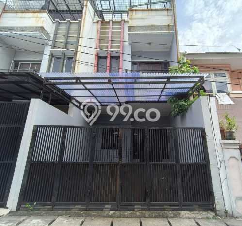 Rumah Luxury Modern Siap Huni di Tomang Jakarta Barat Rumah Luxury Modern Siap Huni di Tomang Jakarta Barat