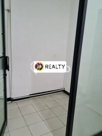 AREA KOMERSIAL! Ruko Disewakan di Harmoni, Luas 225m², Area Strategis, Siap Usaha AREA KOMERSIAL! Ruko Disewakan di Harmoni, Luas 225m², Area Strategis, Siap Usaha