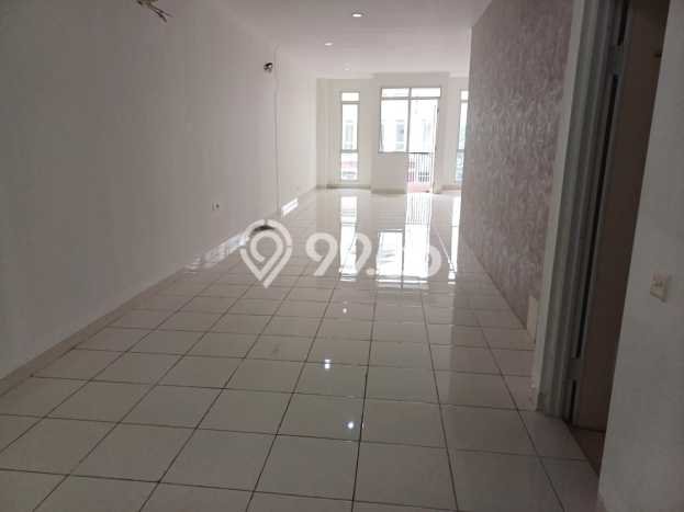 Unit Ruko disewakan di Serpong Tangerang Selatan dengan LT 80m2 / LB 200m2 Unit Ruko disewakan di Serpong Tangerang Selatan dengan LT 80m2 / LB 200m2