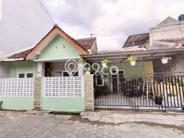 Rumah Minimalis Dijual Lokasi Umbulharjo 3 Kamar dengan Luas Tanah 72m2 Rumah Minimalis Dijual Lokasi Umbulharjo 3 Kamar dengan Luas Tanah 72m2