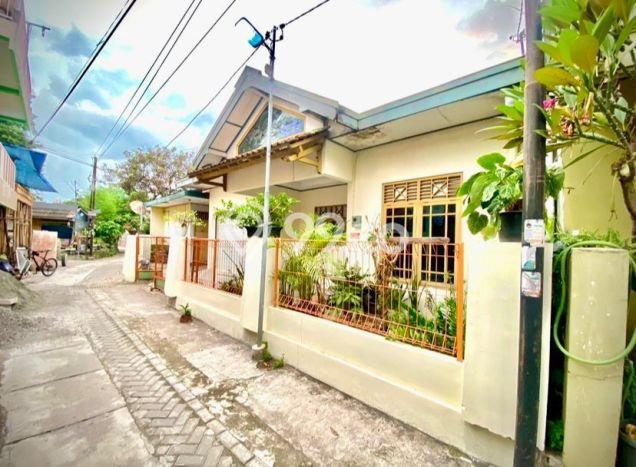 Rumah Modern Cantik 5 KT Siap Huni di Umbulharjo Rumah Modern Cantik 5 KT Siap Huni di Umbulharjo