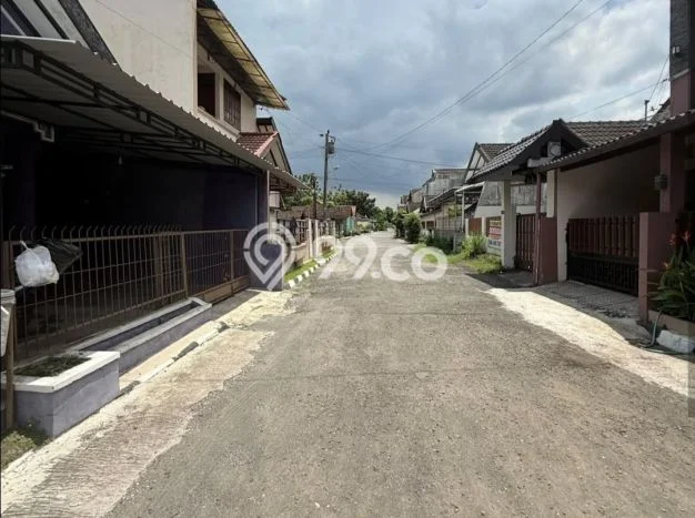 Hunian Cantik Minimalis Lb 135m2 di Umbulharjo, Yogyakarta Hunian Cantik Minimalis Lb 135m2 di Umbulharjo, Yogyakarta