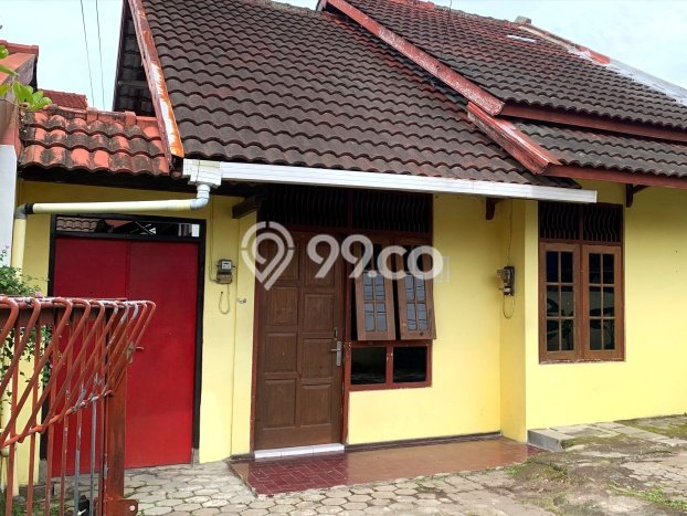 Dijual Kost Strategis di Umbulharjo, Yogyakarta 15 KT, 4 KM, Luas Bangunan 350m2 Dijual Kost Strategis di Umbulharjo, Yogyakarta 15 KT, 4 KM, Luas Bangunan 350m2