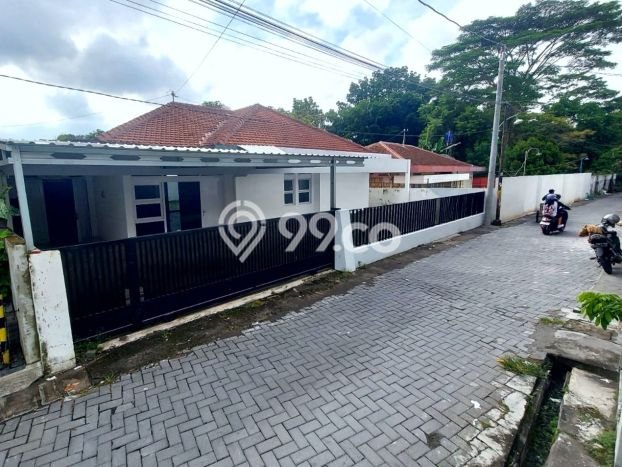 Tanah di Depok, Luas 443m2m², Area Strategis, Kawasan Nyaman, Kontur Datar Tanah di Depok, Luas 443m2m², Area Strategis, Kawasan Nyaman, Kontur Datar