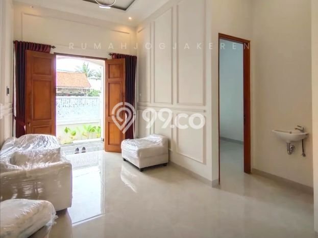 Rumah Luas Asri 4 KT Siap Huni di Sleman Yogyakarta Rumah Luas Asri 4 KT Siap Huni di Sleman Yogyakarta