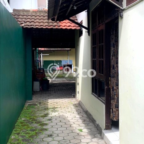 Dijual Kost Strategis di Umbulharjo, Yogyakarta 15 KT, 4 KM, Luas Bangunan 350m2 Dijual Kost Strategis di Umbulharjo, Yogyakarta 15 KT, 4 KM, Luas Bangunan 350m2