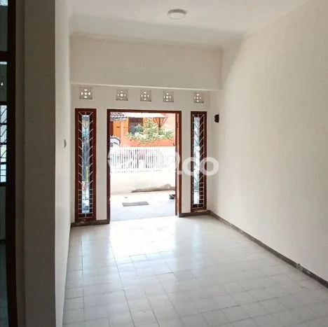 Rumah Modern Cantik 3 KT Bisa Langsung Pindah di Kalasan Rumah Modern Cantik 3 KT Bisa Langsung Pindah di Kalasan