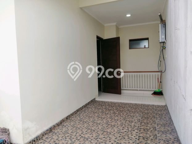 Rumah Elit Modern Tanpa Renovasi di Sleman Yogyakarta Rumah Elit Modern Tanpa Renovasi di Sleman Yogyakarta