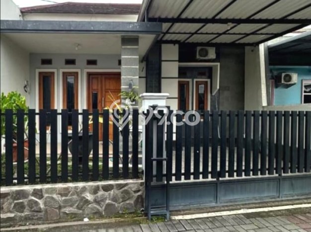 Rumah Modern Minimalis 3 KT Bisa Langsung Pindah di Mlati Rumah Modern Minimalis 3 KT Bisa Langsung Pindah di Mlati