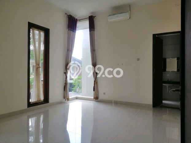 Rumah Elit Modern Tanpa Renovasi di Sleman Yogyakarta Rumah Elit Modern Tanpa Renovasi di Sleman Yogyakarta