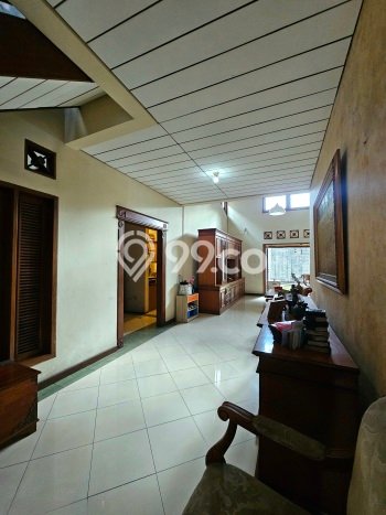 Ready to Use! Luxury House LT 225m2 Desain Modern di Lebak Bulus Ready to Use! Luxury House LT 225m2 Desain Modern di Lebak Bulus