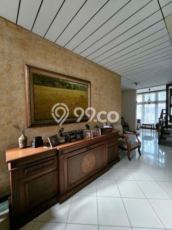 Ready to Use! Luxury House LT 225m2 Desain Modern di Lebak Bulus Ready to Use! Luxury House LT 225m2 Desain Modern di Lebak Bulus