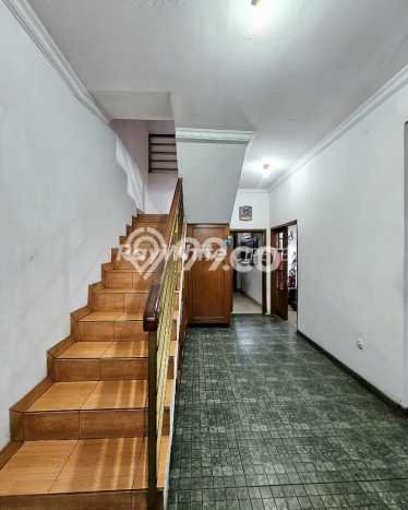 Rumah Elit Modern Tanpa Renovasi di Cipete Jakarta Selatan Rumah Elit Modern Tanpa Renovasi di Cipete Jakarta Selatan