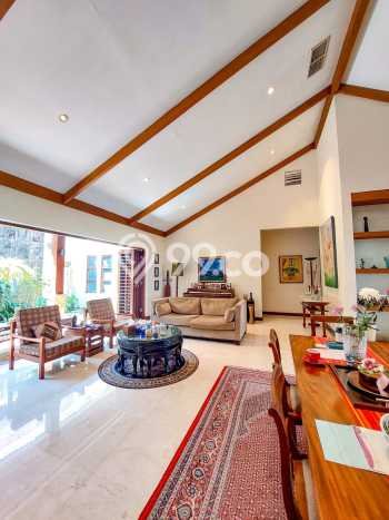 Dijual Rumah Mewah Elegan Dengan View Eksklusif di Cipete, Jakarta Selatan Dijual Rumah Mewah Elegan Dengan View Eksklusif di Cipete, Jakarta Selatan
