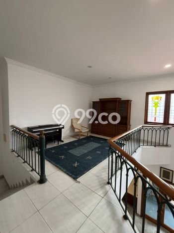 Rumah Disewakan Jakarta Selatan LT 350m2 LB 600m2 Area Pejaten Rumah Disewakan Jakarta Selatan LT 350m2 LB 600m2 Area Pejaten
