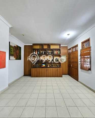 Rumah Elit Modern Tanpa Renovasi di Cipete Jakarta Selatan Rumah Elit Modern Tanpa Renovasi di Cipete Jakarta Selatan