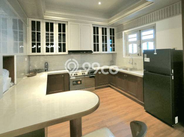 Rumah Eksklusif Siap Huni LT 650m2 di Menteng, Jakarta Pusat Rumah Eksklusif Siap Huni LT 650m2 di Menteng, Jakarta Pusat