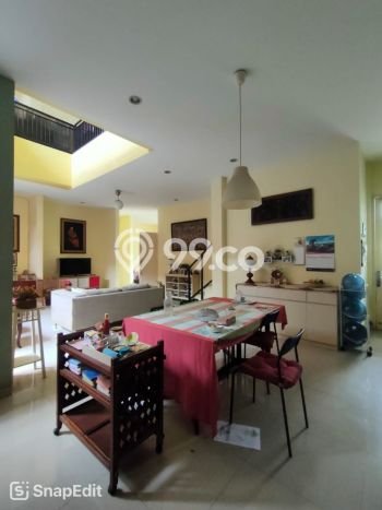 Dijual Rumah Premium dengan Fasilitas Sekitar Lengkap di Cinere, Depok Dijual Rumah Premium dengan Fasilitas Sekitar Lengkap di Cinere, Depok