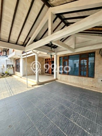Siap Huni Rumah Mewah 3 Kamar di Cilandak Dekat ke Mana Saja Siap Huni Rumah Mewah 3 Kamar di Cilandak Dekat ke Mana Saja