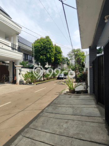Hot Offer Hunian Premium Ideal dan Luas di Kebayoran Baru, Jakarta Selatan Hot Offer Hunian Premium Ideal dan Luas di Kebayoran Baru, Jakarta Selatan