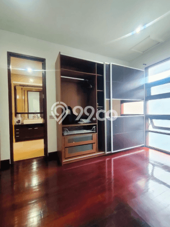 Dijual Rumah Premium dengan Fasilitas Sekitar Lengkap di Cilandak, Jakarta Selatan Dijual Rumah Premium dengan Fasilitas Sekitar Lengkap di Cilandak, Jakarta Selatan