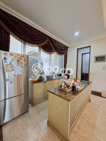 Dijual Rumah Premium dengan Fasilitas Sekitar Komplit di Kebayoran Lama, Jakarta Selatan Dijual Rumah Premium dengan Fasilitas Sekitar Komplit di Kebayoran Lama, Jakarta Selatan
