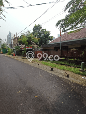 Siap Huni Rumah Mewah 3 Kamar di Kebayoran Baru Dekat ke Mana Pun Siap Huni Rumah Mewah 3 Kamar di Kebayoran Baru Dekat ke Mana Pun