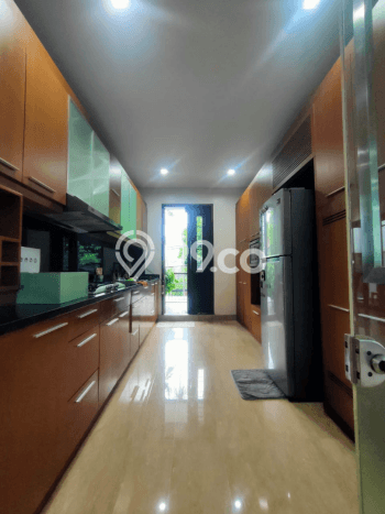 Dijual Rumah Premium dengan Fasilitas Sekitar Lengkap di Cilandak, Jakarta Selatan Dijual Rumah Premium dengan Fasilitas Sekitar Lengkap di Cilandak, Jakarta Selatan