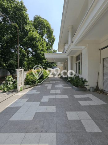 Dijual Rumah Luas Megah Dengan View Eksklusif di Pondok Indah, Jakarta Selatan Dijual Rumah Luas Megah Dengan View Eksklusif di Pondok Indah, Jakarta Selatan